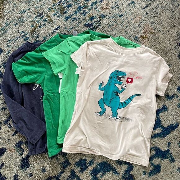 3 for $25 - Bundle of 4 Tees - Picture 1 of 10